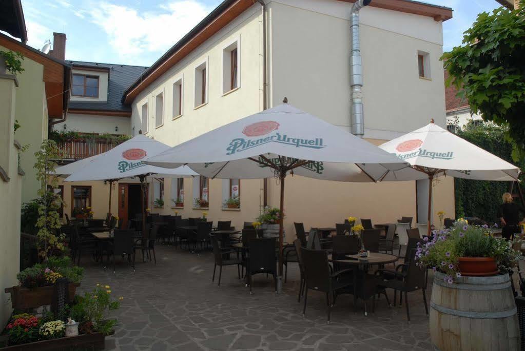 Hotel Posta Sobotka Exterior foto